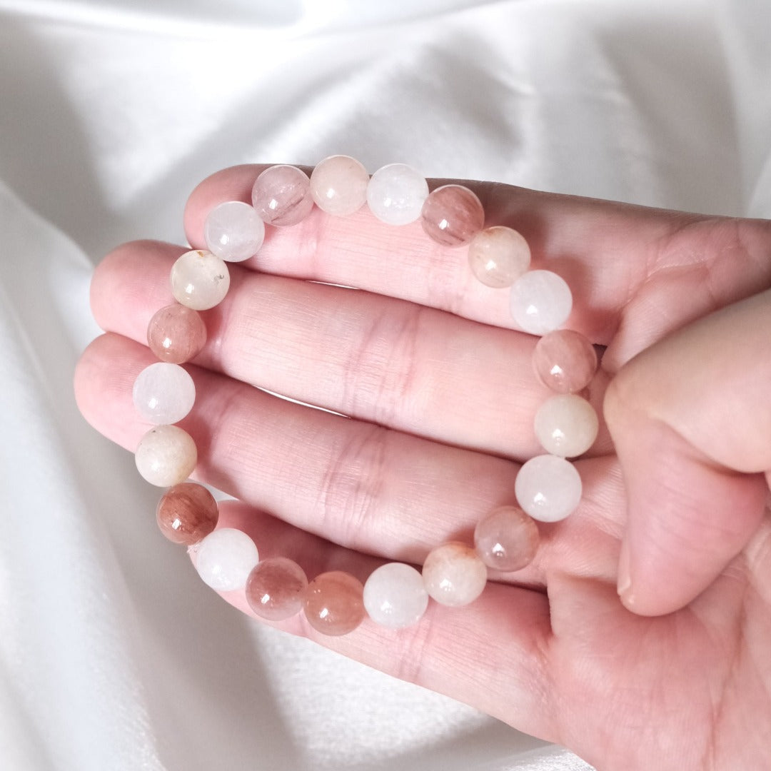 Rutilated Quartz / Rabbit Hair Bracelet